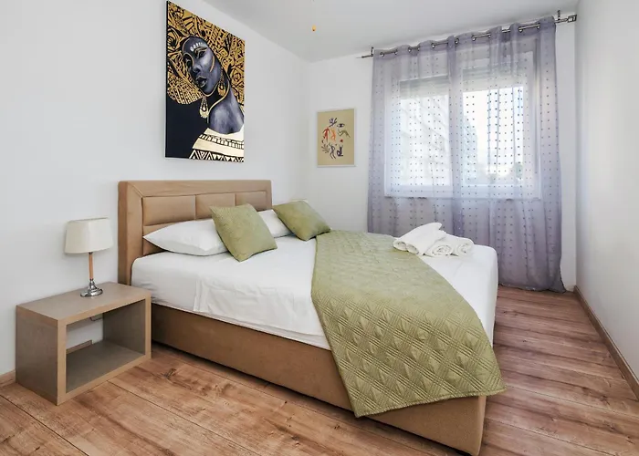 3-bedroom Sea View - Balcony, Elevator - Spinut,