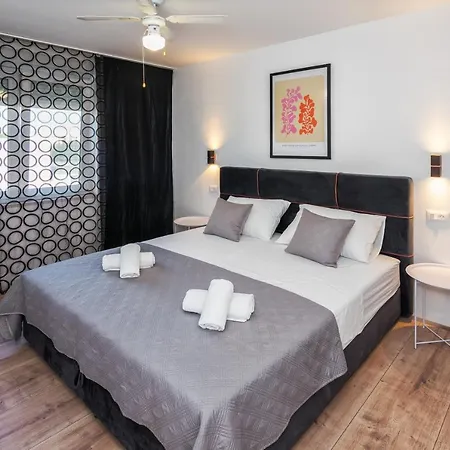 3-bedroom Sea View - Balcony, Elevator - Spinut, 아파트 *