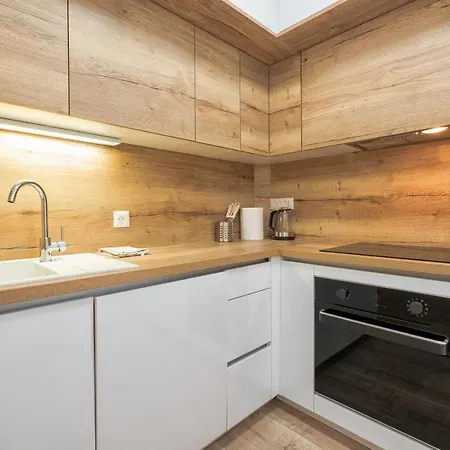 아파트 3-bedroom Sea View - Balcony, Elevator - Spinut,