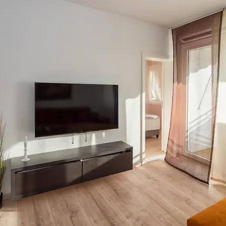 아파트 3-bedroom Sea View - Balcony, Elevator - Spinut, 스플리트