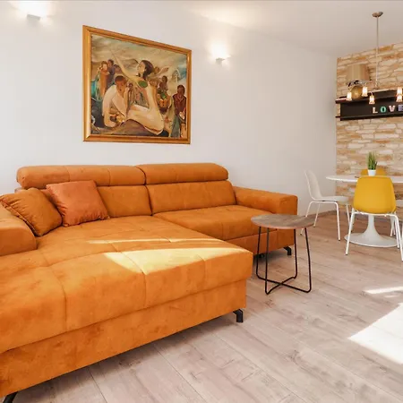 Διαμέρισμα Splitstay 3br Balcony Sea View *